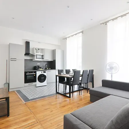 Apartment 2 Bedroom Quartier Le Marais Paris